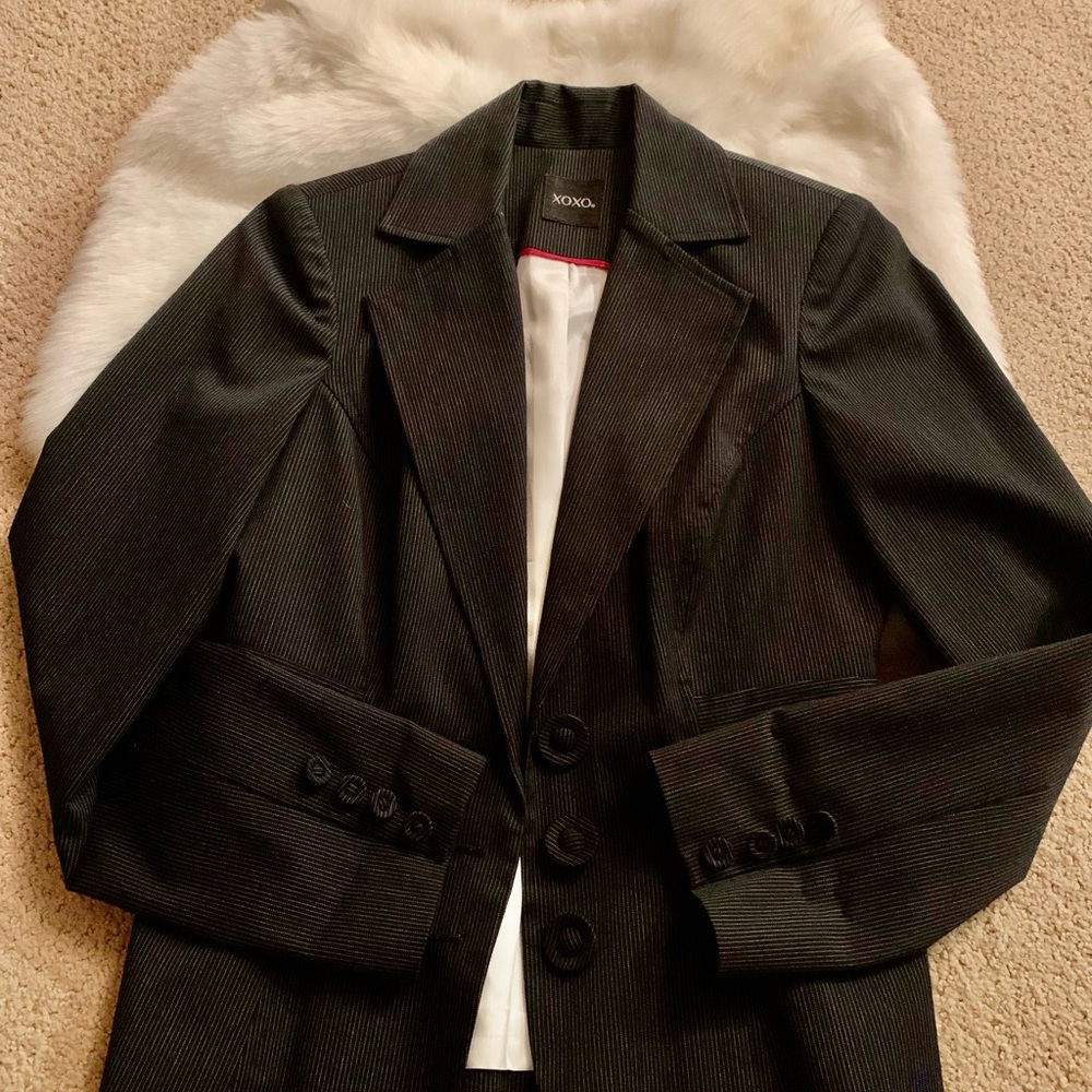 Black-Striped Women XOXO Blazer